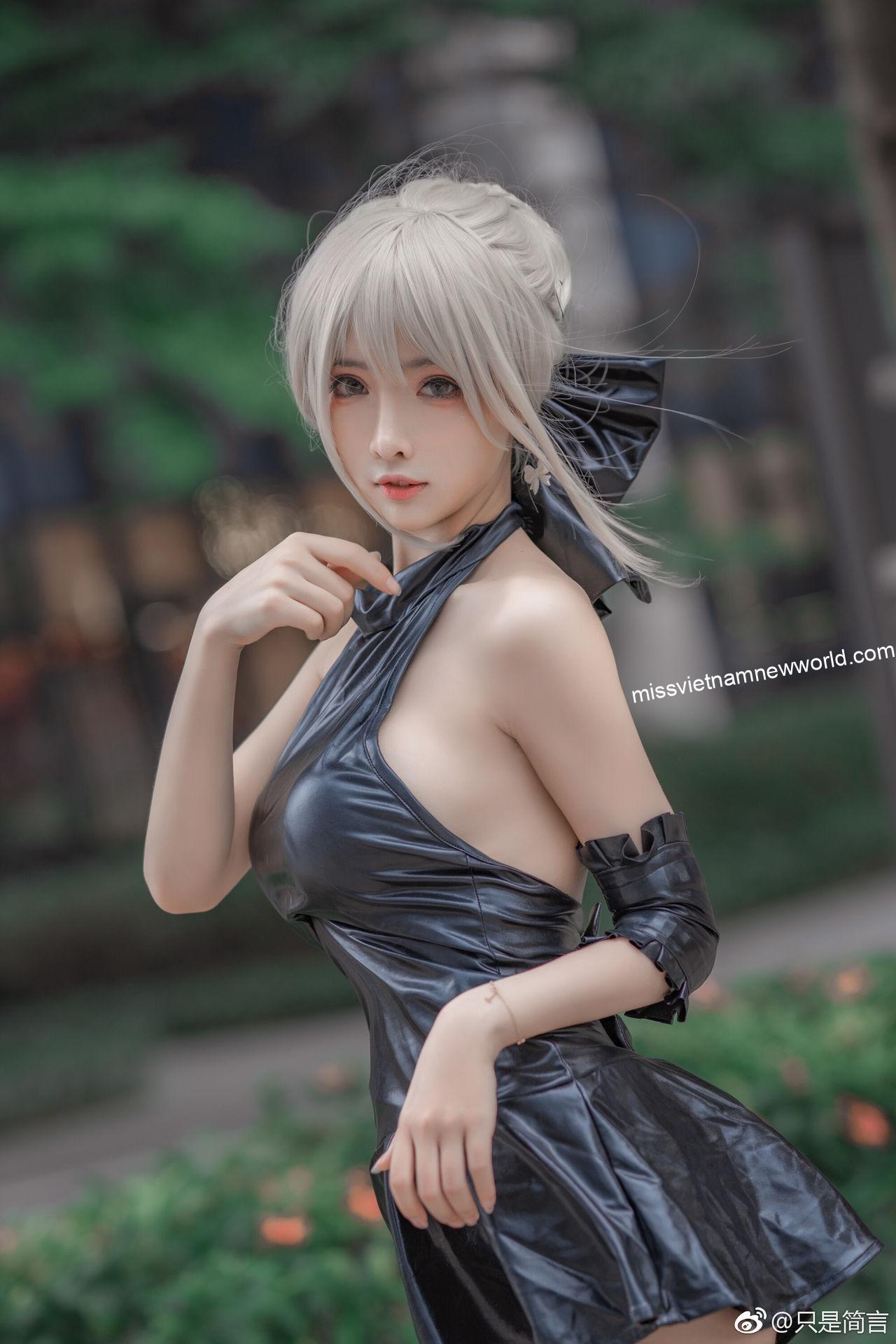 gai-xinh-nhat-ban-cosplay-saber (4)