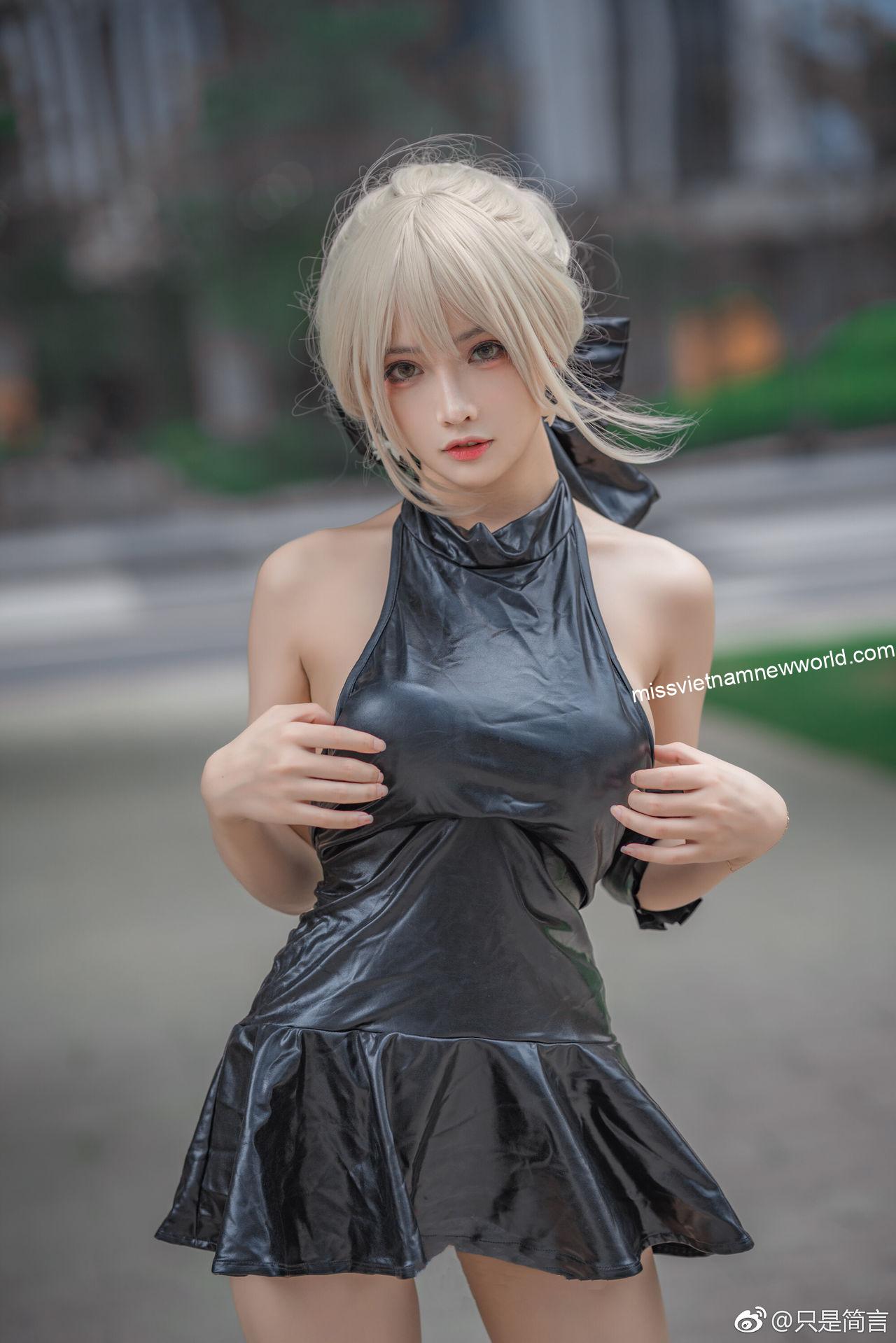 gai-xinh-nhat-ban-cosplay-saber (5)