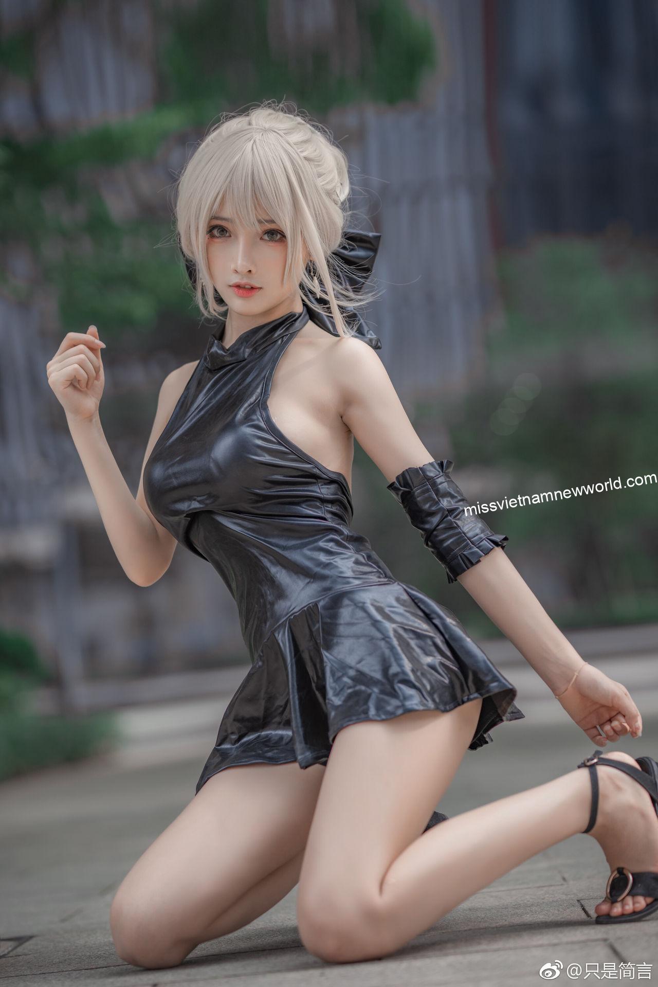 gai-xinh-nhat-ban-cosplay-saber (6)