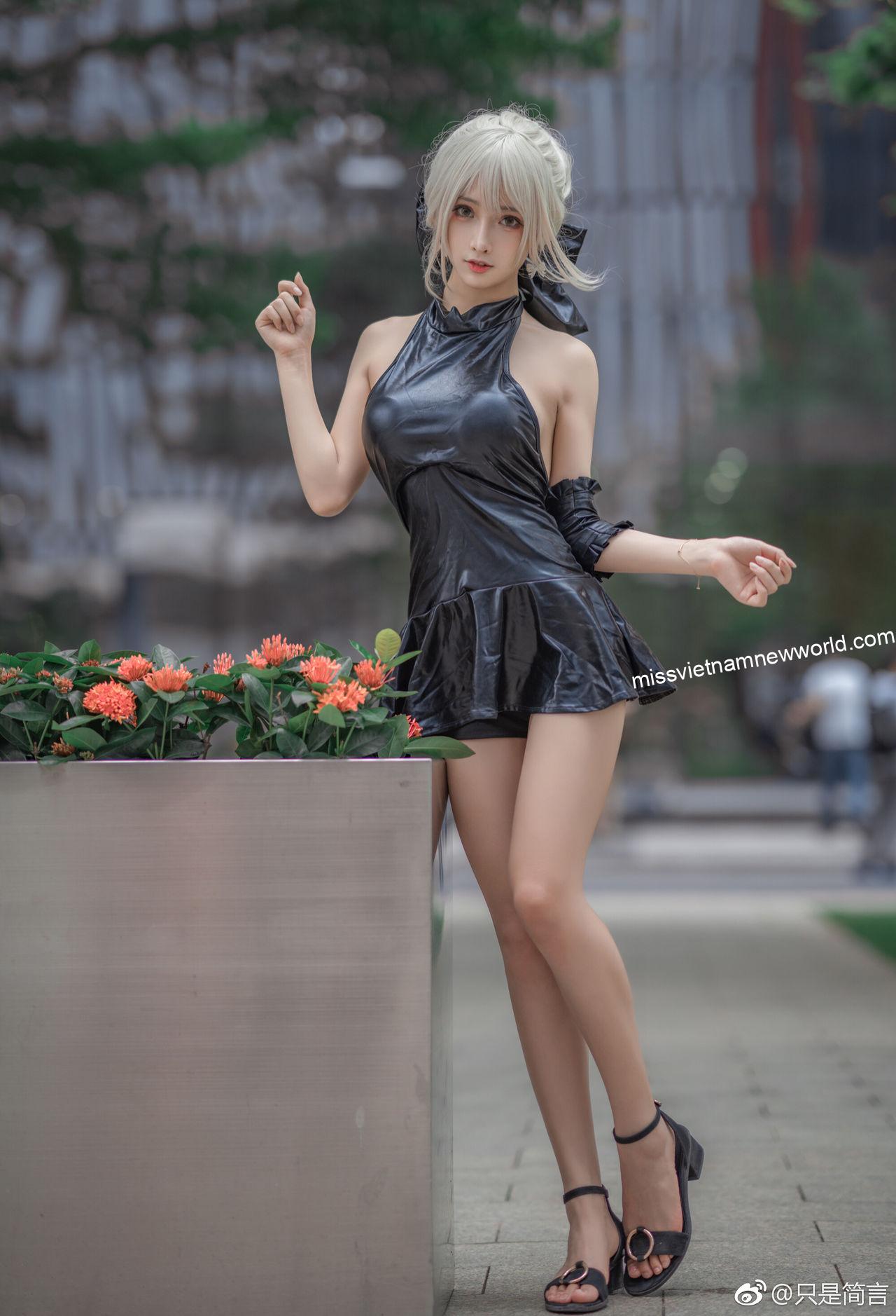 gai-xinh-nhat-ban-cosplay-saber (8)