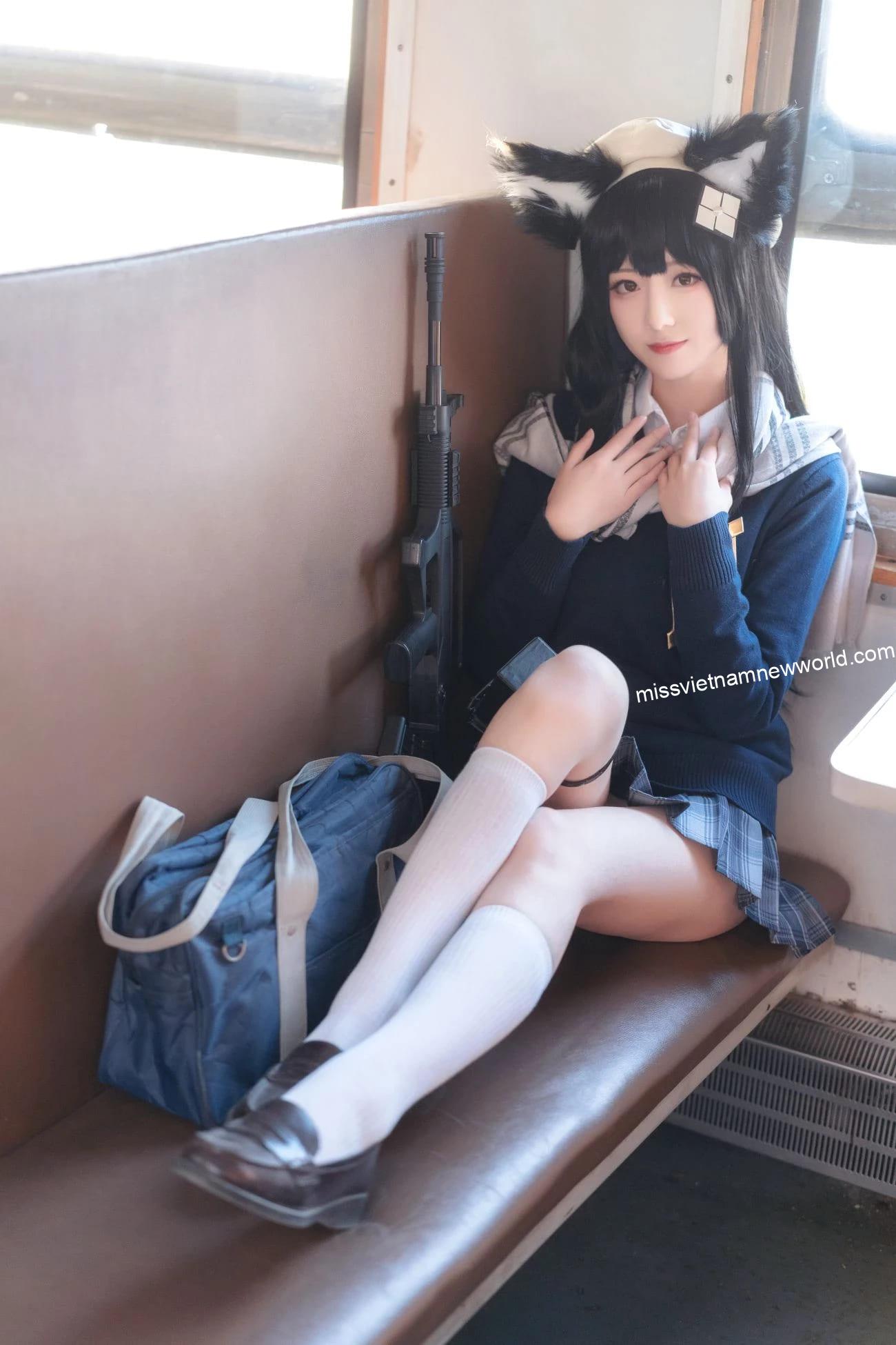 girl-xinh-cosplay-chien-binh (8)