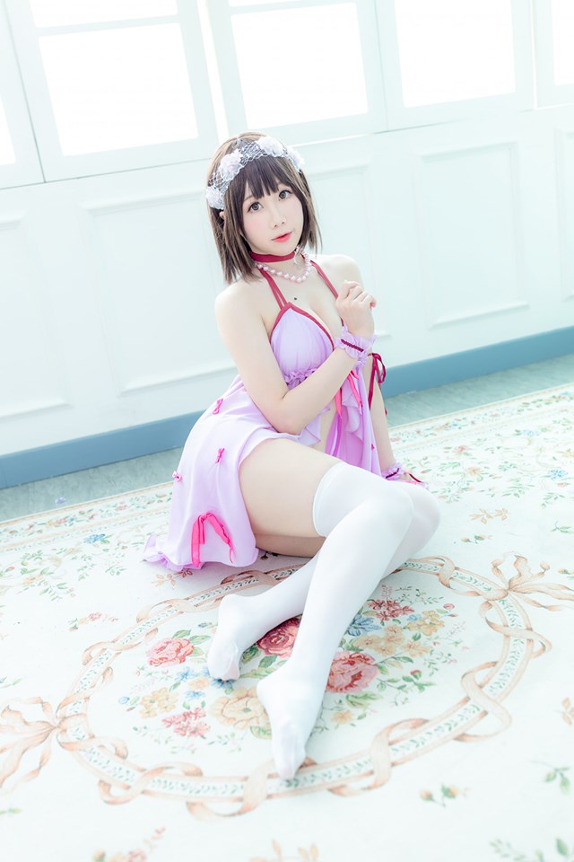 em-gai-xinh-hisui-cosplay-nong-bong-09