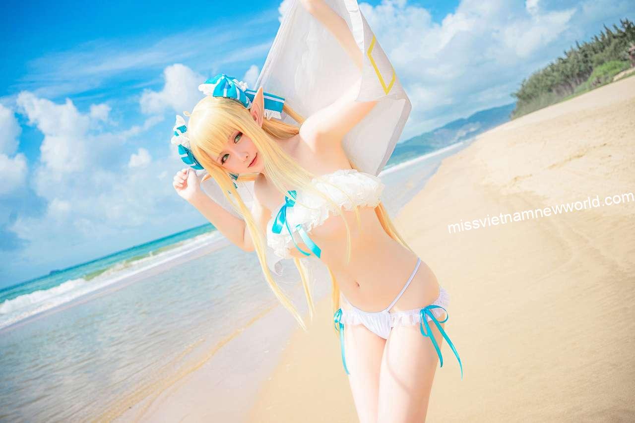 hoshilily-cosplay-centaur-bikini (18)