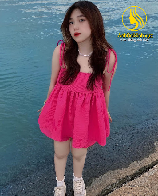 Hot Girl sài thành Thùy Linh mặt xinh dáng chuẩn sexy quyến rũ gợi cảm