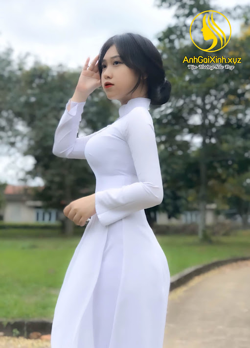 Hot Girl sài thành Thùy Linh mặt xinh dáng chuẩn sexy quyến rũ gợi cảm