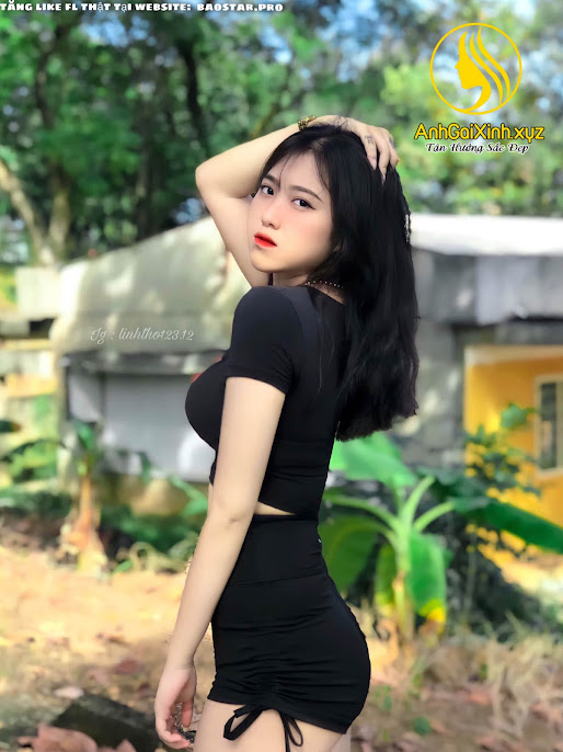 Hot Girl sài thành Thùy Linh mặt xinh dáng chuẩn sexy quyến rũ gợi cảm