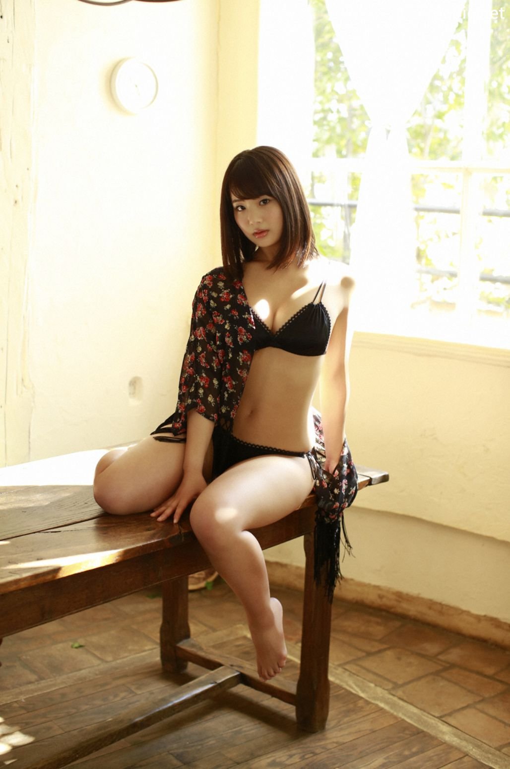 Image-Japanese-Actress-And-Model-Natsumi-Hirajima-Sexy-Lingerie-Queen-TruePic.net- Picture-3