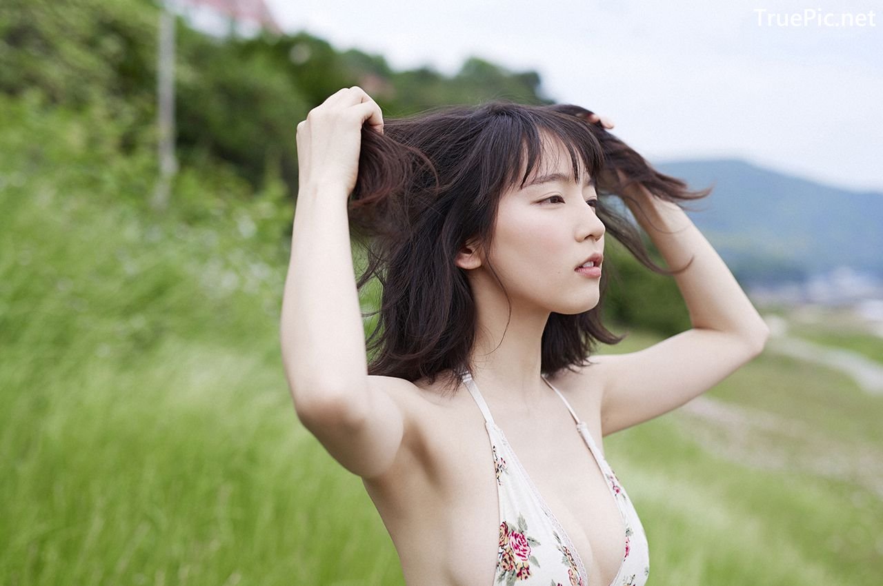 Image-Japanese-Actress-And-Model-Riho-Yoshioka-Pure-Beauty-Of-Sea-Goddess-TruePic.net- Picture-131