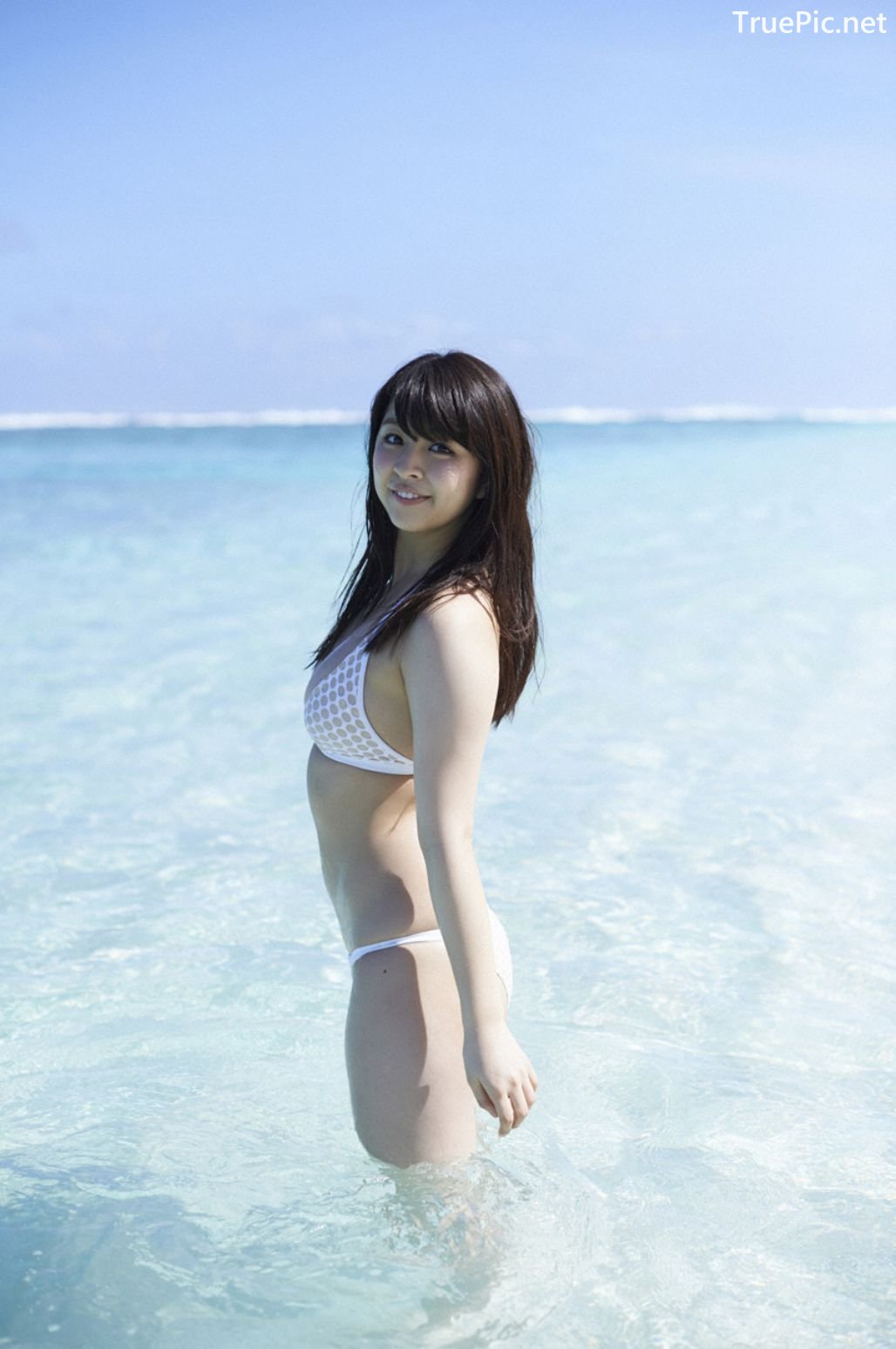 Image-Japanese-Actress-And-Model-Yurina-Yanagi-Blue-Sea-And-Hot-Bikini-Girl-TruePic.net- Picture-4