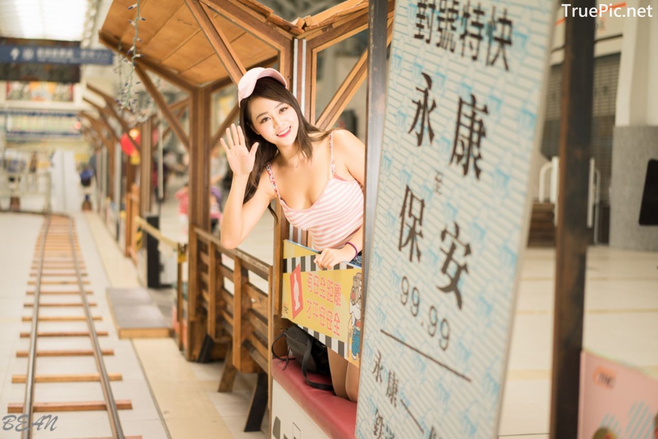 Image-Taiwan-Social-Celebrity-Sun-Hui-Tong-孫卉彤-Stewardess-High-speed-Railway-TruePic.net- Picture-116