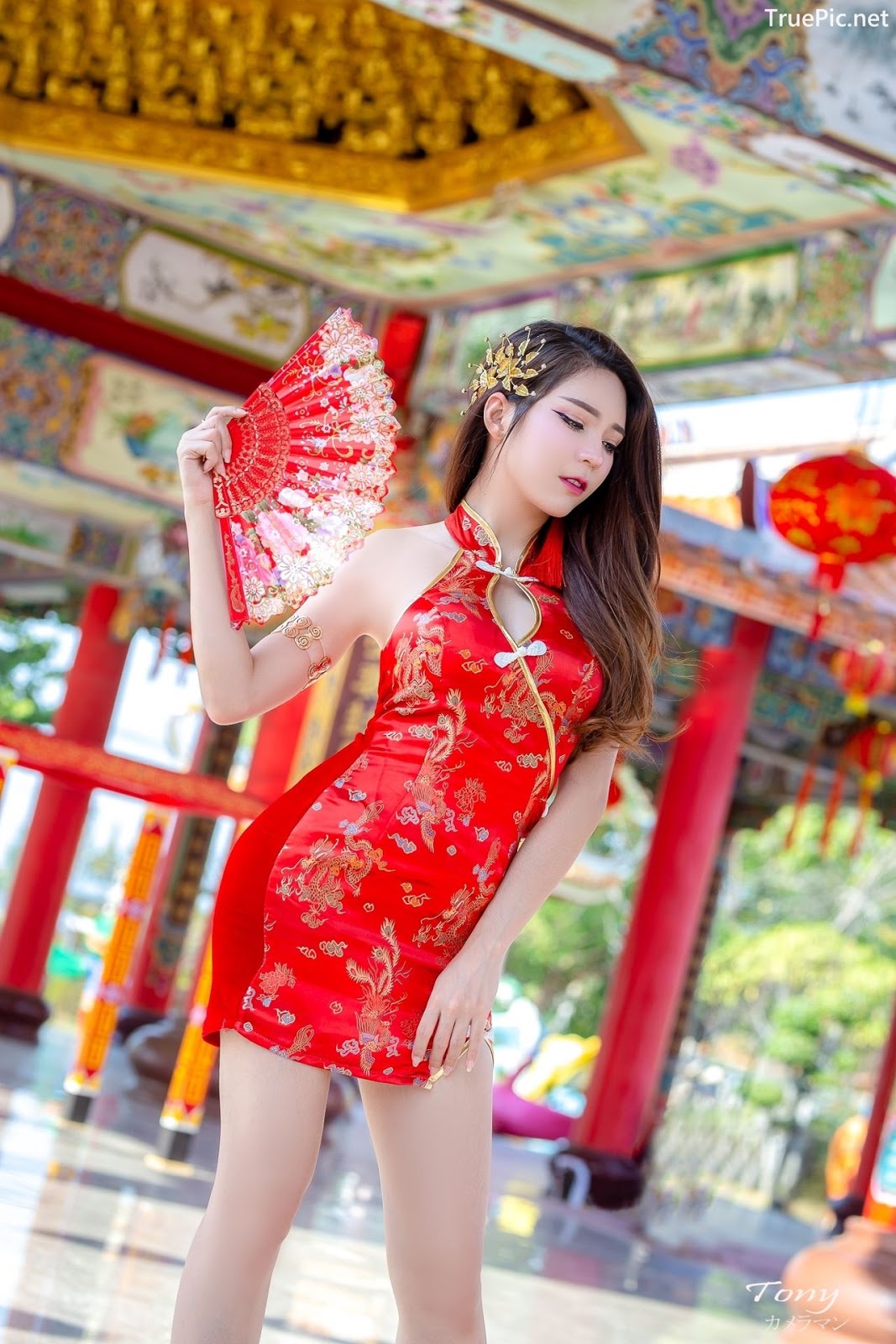 Image-Thailand-Hot-Model-Janet-Kanokwan-Saesim-Sexy-Chinese-Girl-Red-Dress-Traditional-TruePic.net- Picture-3