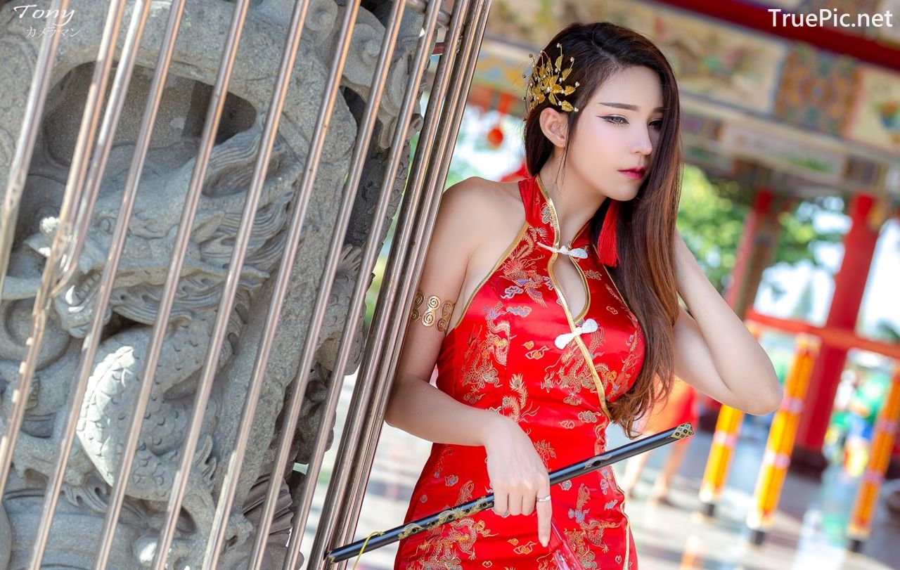 Image-Thailand-Hot-Model-Janet-Kanokwan-Saesim-Sexy-Chinese-Girl-Red-Dress-Traditional-TruePic.net- Picture-4