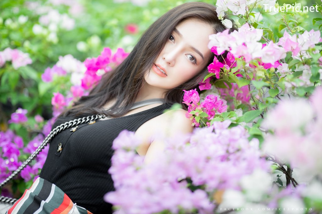 Image-Thailand-Model-Rossarin-Klinhom-Beautiful-Girl-Lost-In-The-Flower-Garden-TruePic.net- Picture-20