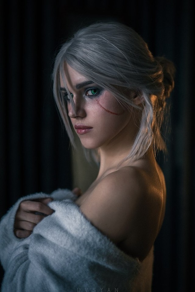 Ngắm nhìn nàng Ciri của The Witcher phiên bản siêu chân dài gợi cảm và quyến rũ - Ảnh 7.