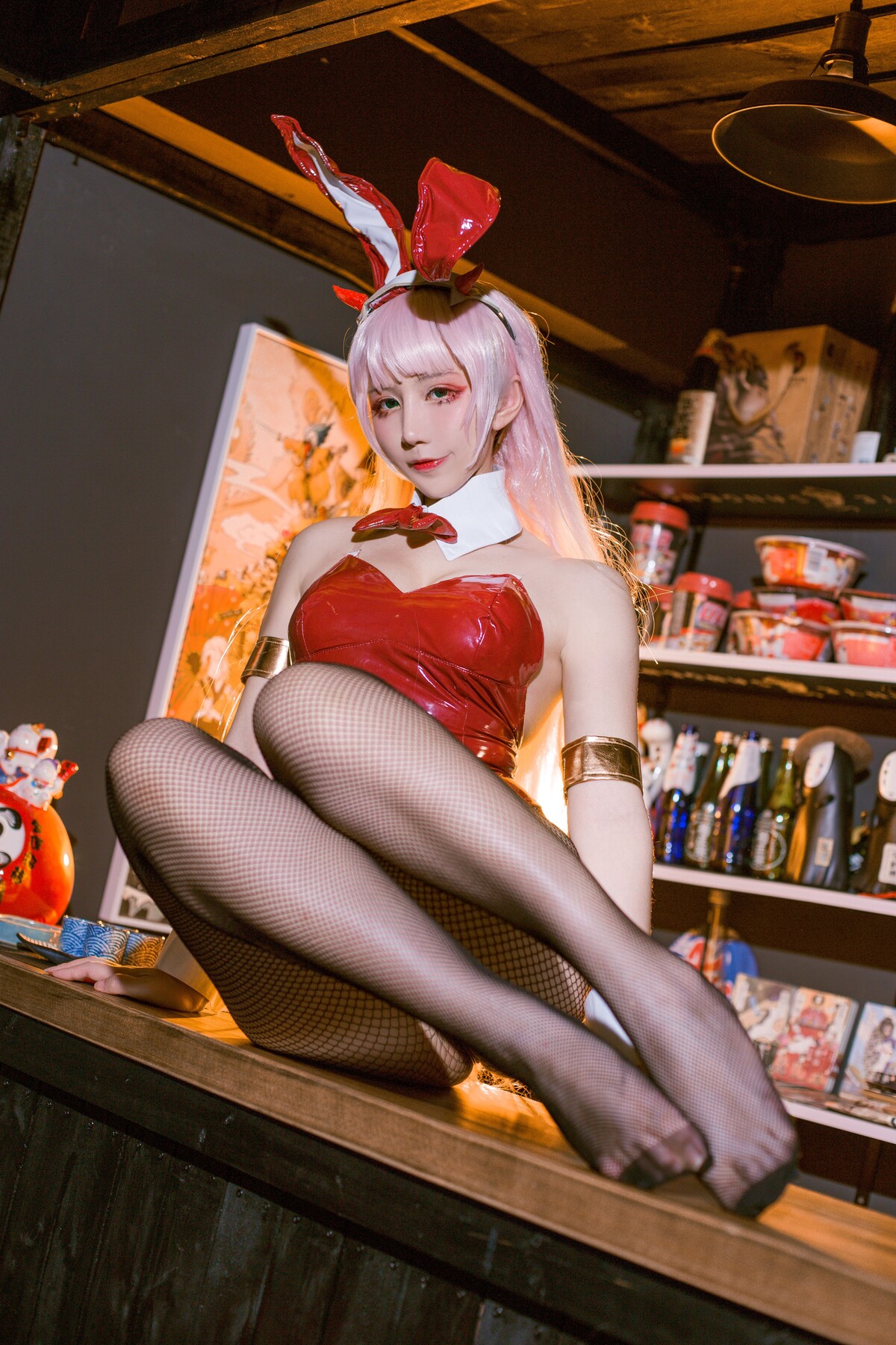 jean-cosplay-zerotwo-bunny (8)