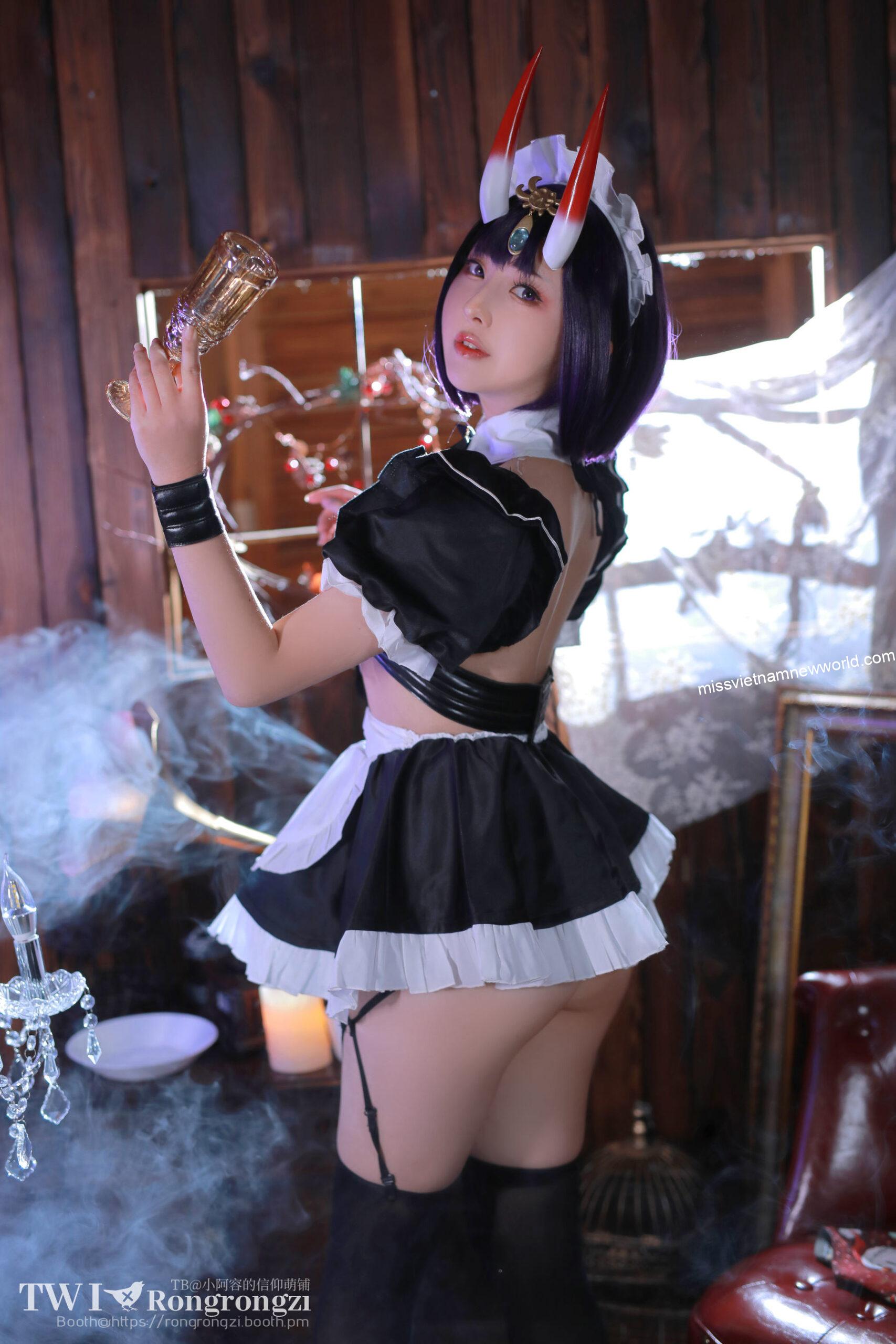 little-rongzi-cosplay-nguoi-hau (4)