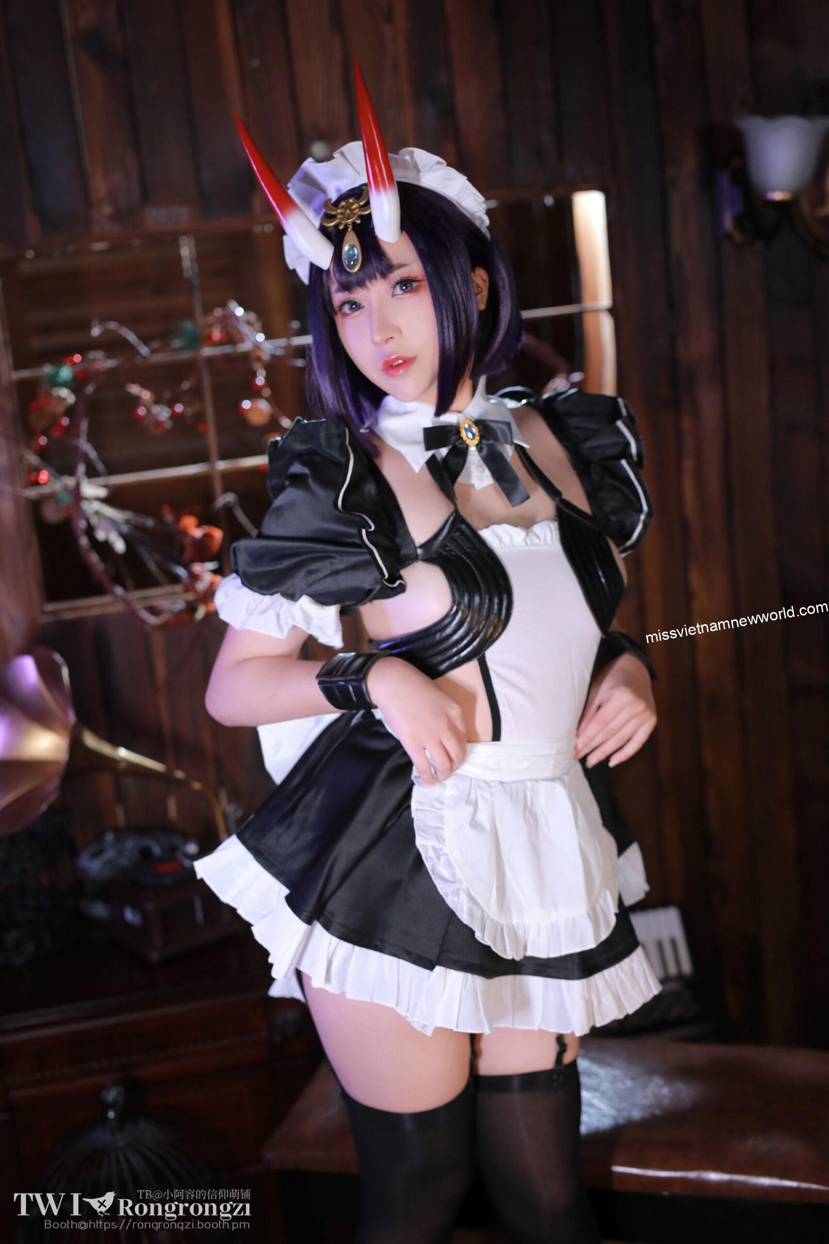 little-rongzi-cosplay-nguoi-hau (7)