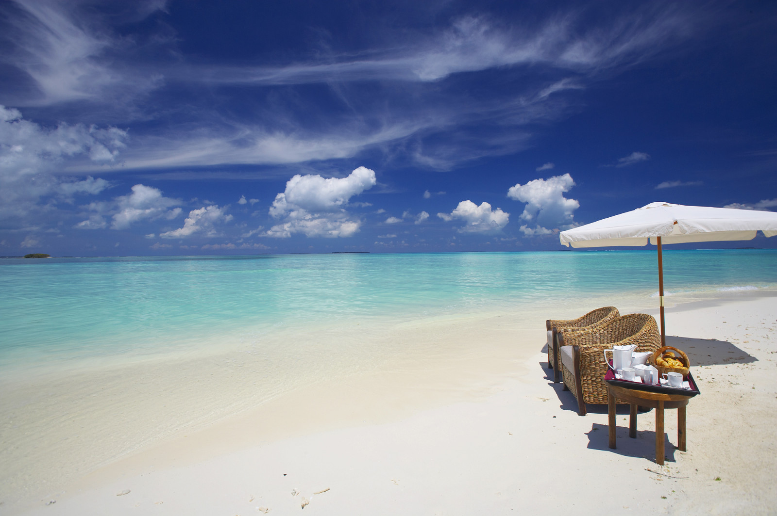 Maldives, ocean, beach, sand, water, clouds, umbrella