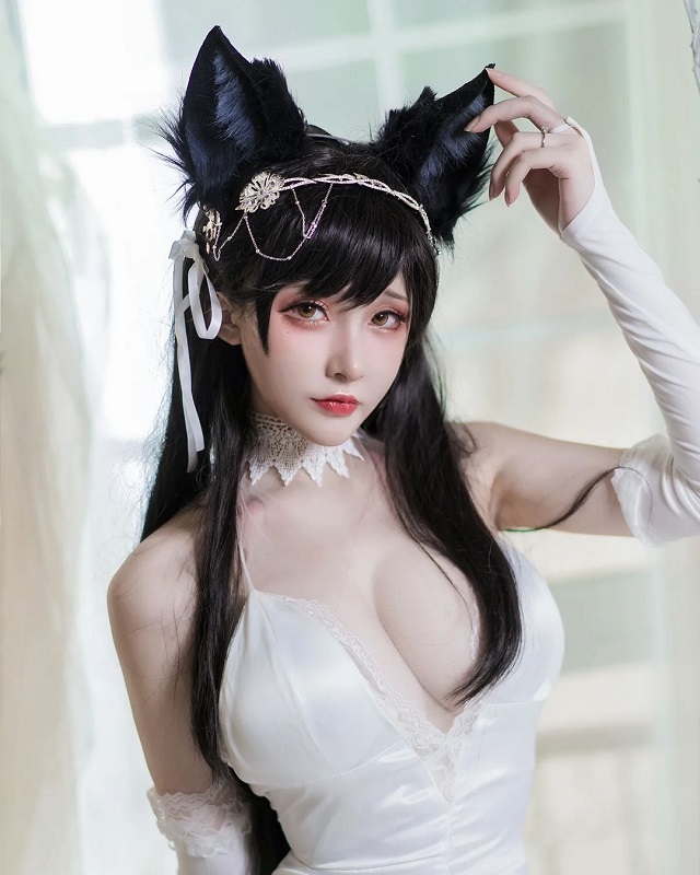 me-dam-voi-bo-anh-cosplay-atago-azur-lane-trang-khong-ti-vet-089-6457766