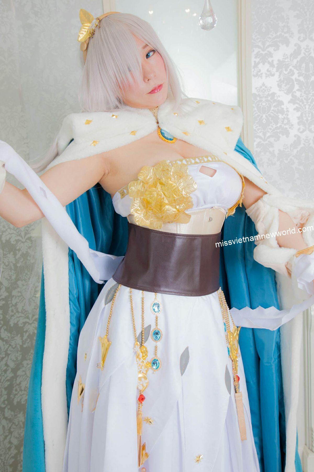 mitsunori-ringo-cosplay-anastasia (3)