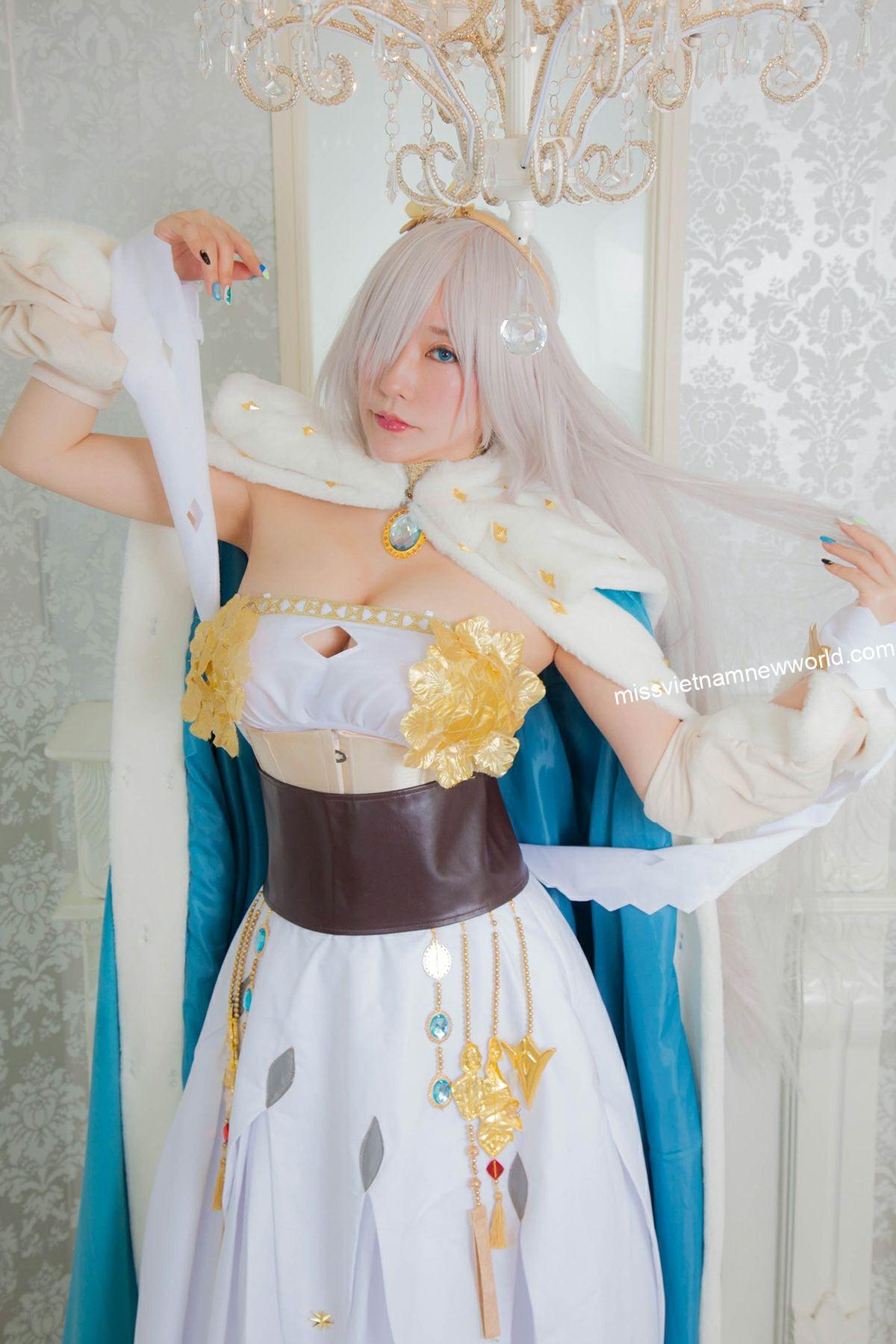 mitsunori-ringo-cosplay-anastasia (5)