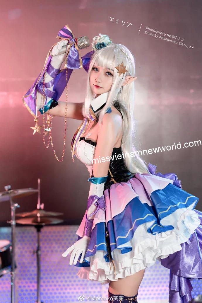 momoko-aoi-cosplay-emilia-singer (2)