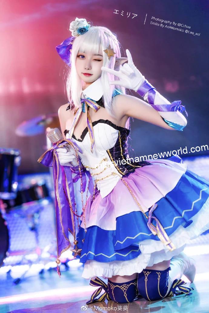 momoko-aoi-cosplay-emilia-singer (9)