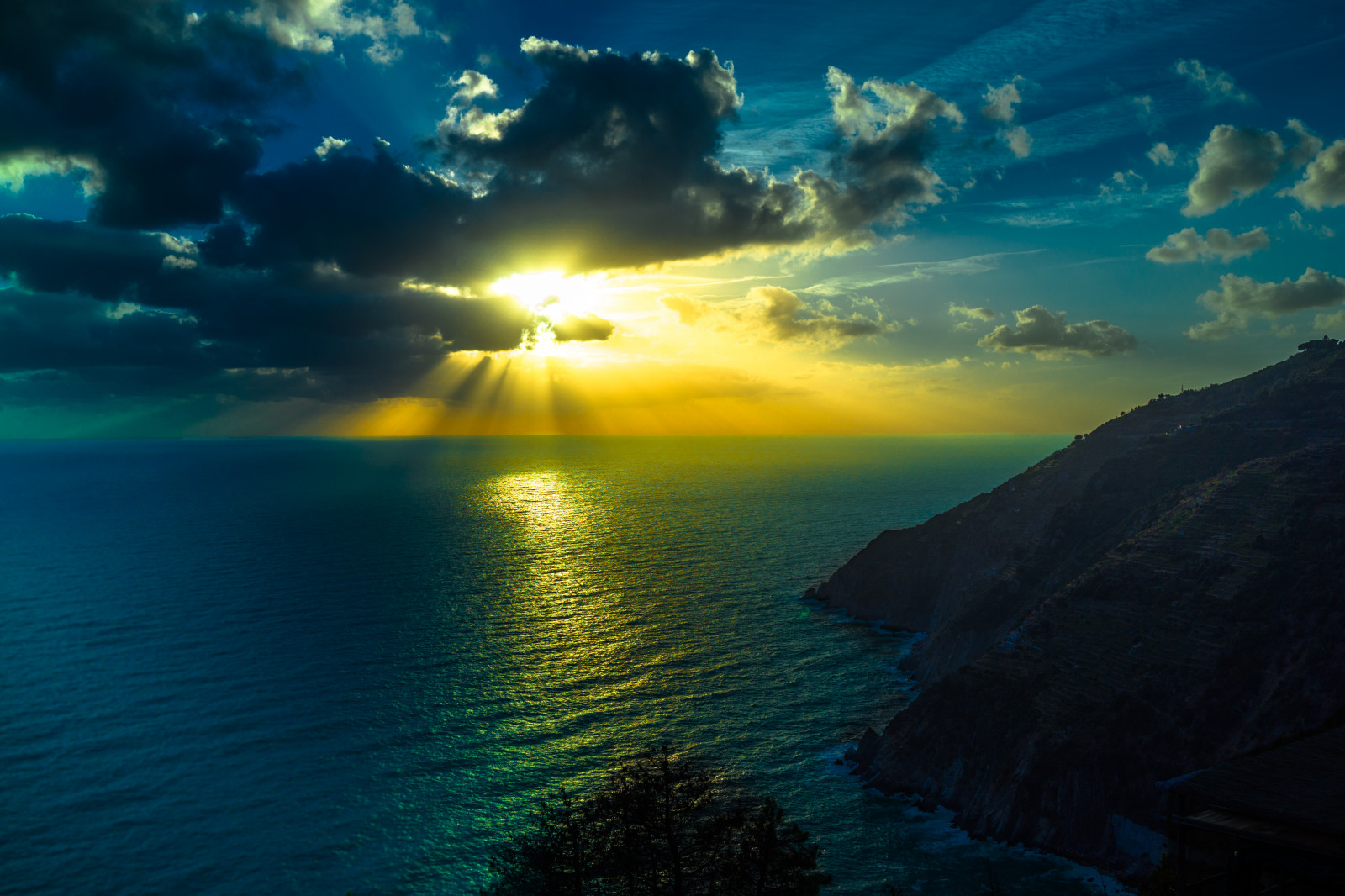 sunlight, mountains, sunset, sea, night, reflection, sky, clouds, sunrise, evening, morning, coast, moonlight, horizon, atmosphere, dusk, cloud, dawn, ocean