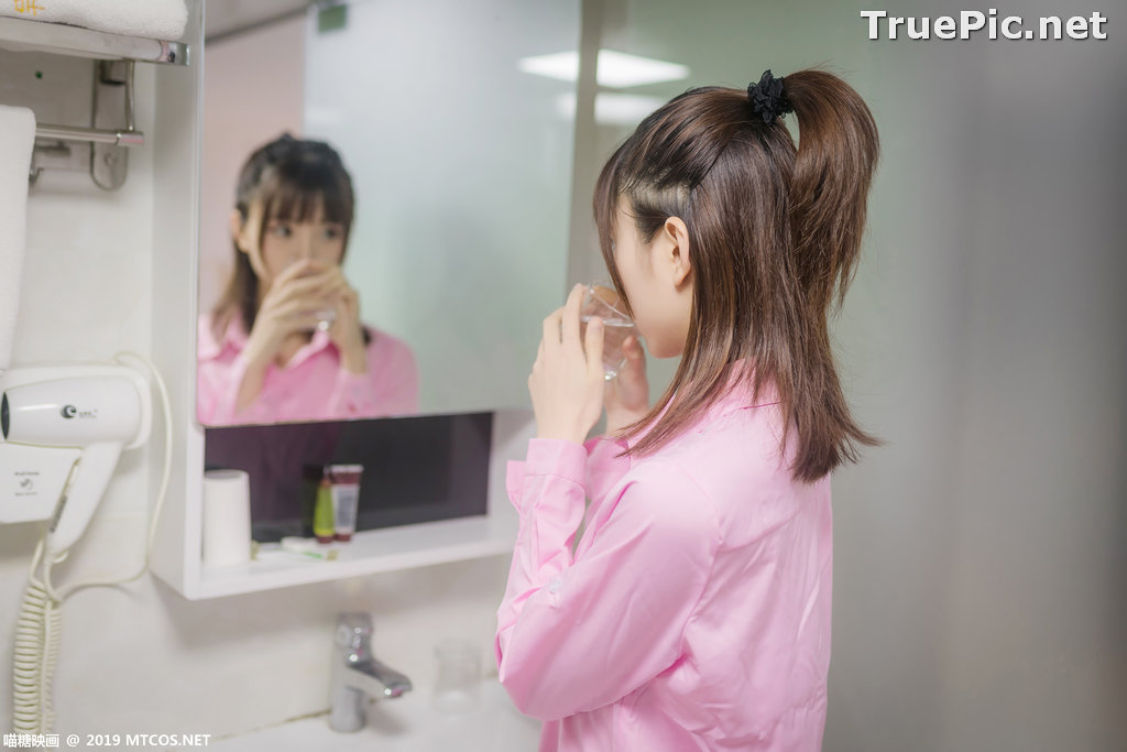 Image [MTCos] 喵糖映画 Vol.022 – Chinese Model – Pink Shirt and Black Stockings - TruePic.net - Picture-8