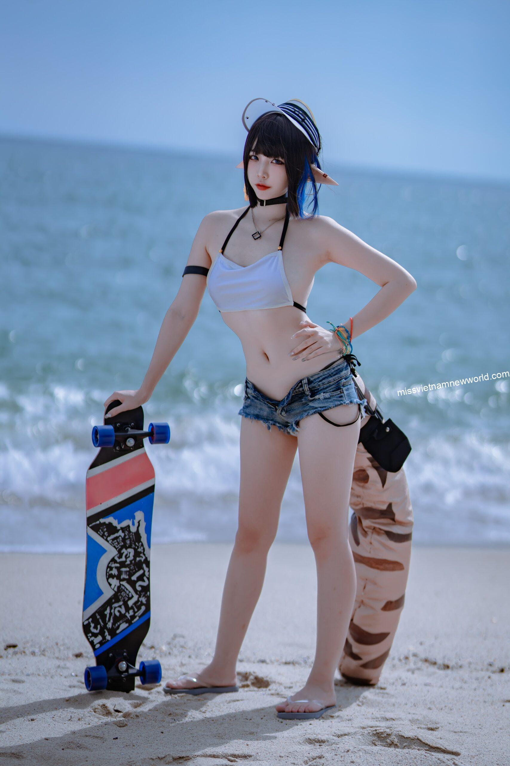 nisa-cosplay-ark-anaconda-swimsuit (12)