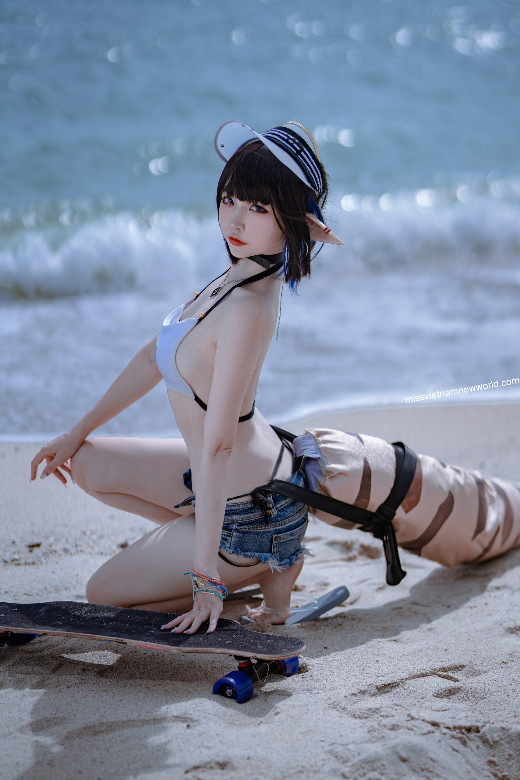 nisa-cosplay-ark-anaconda-swimsuit (18)