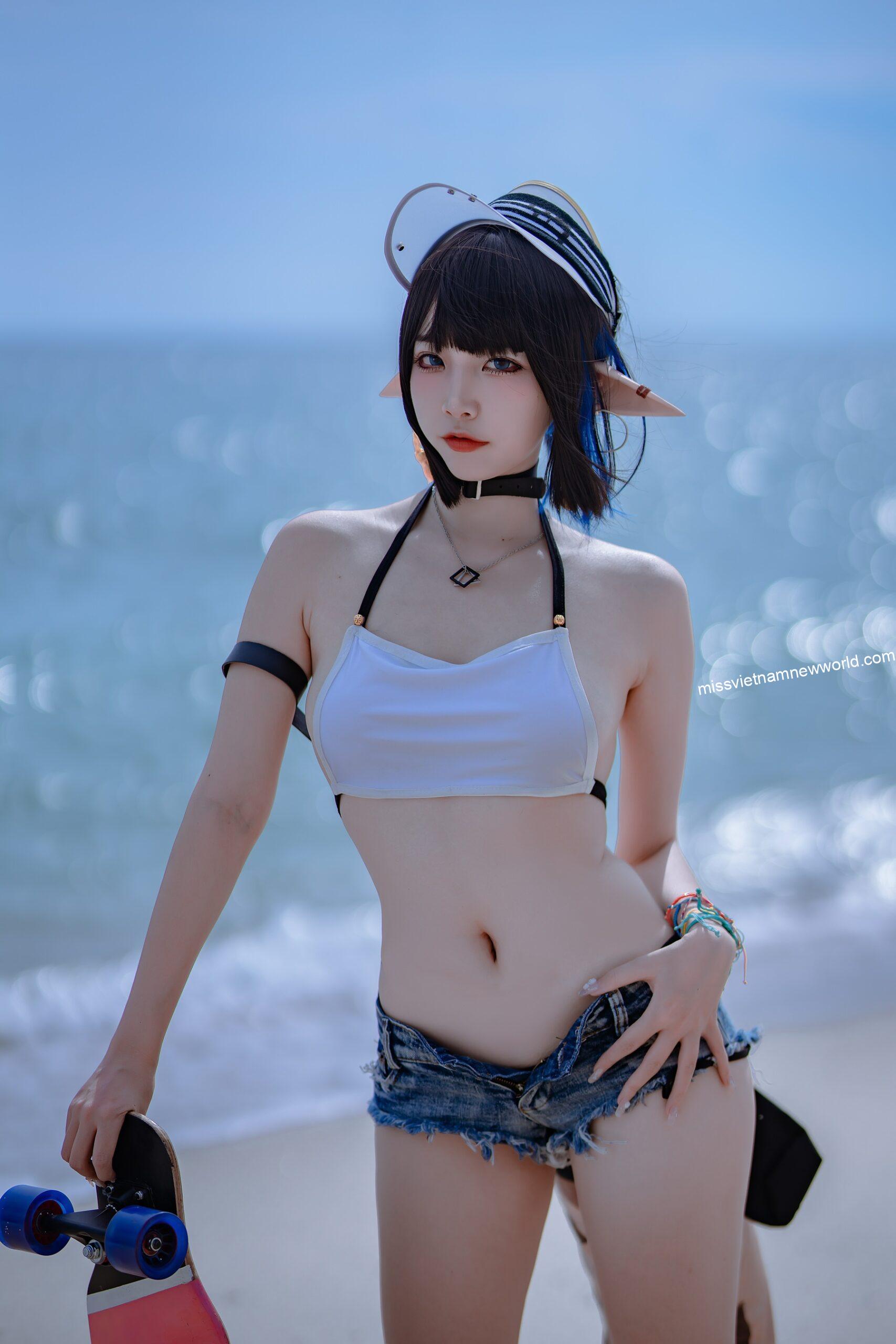 nisa-cosplay-ark-anaconda-swimsuit (6)