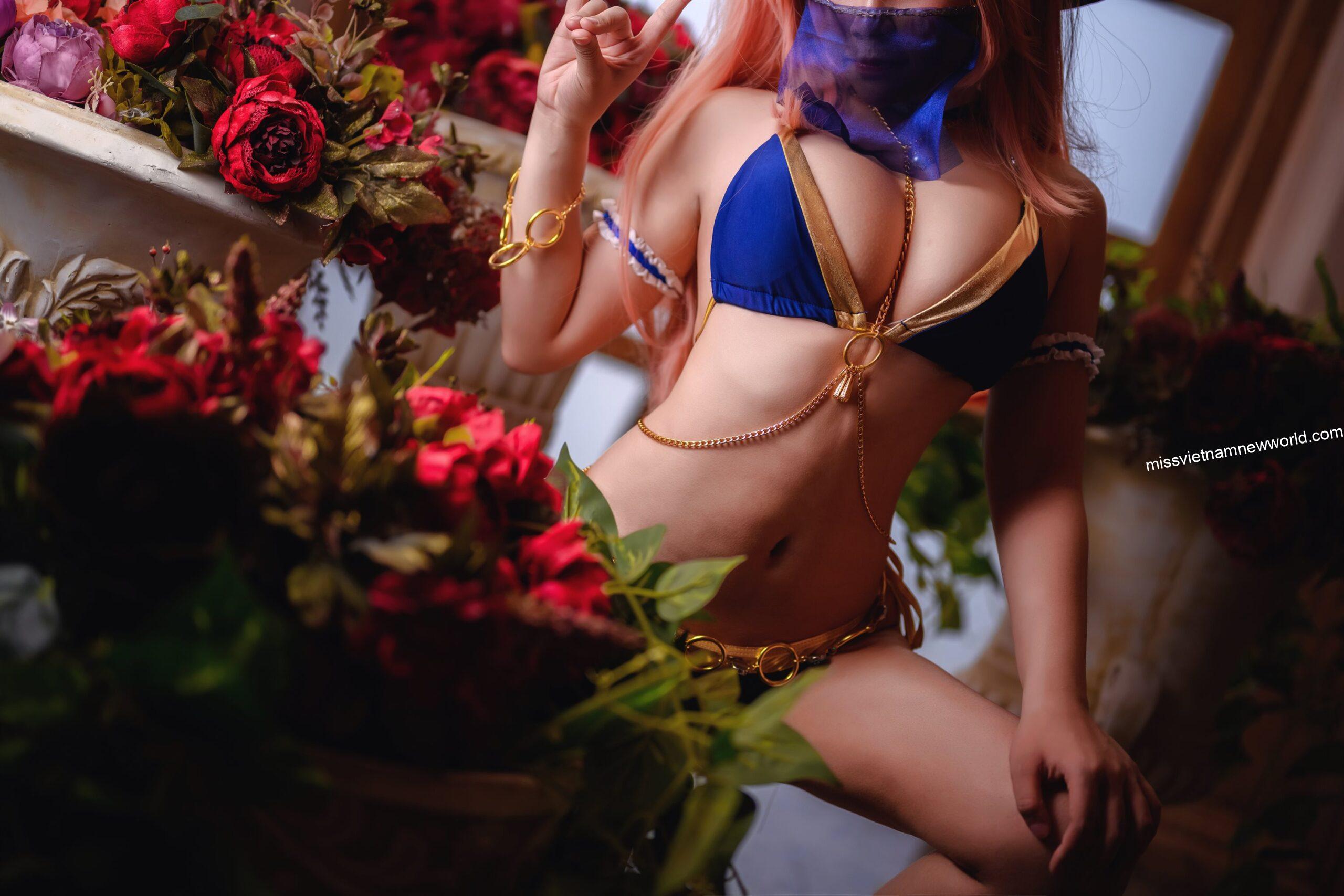 nu-sinh-trung-quoc-cosplay-tamamo-no-mae (2)