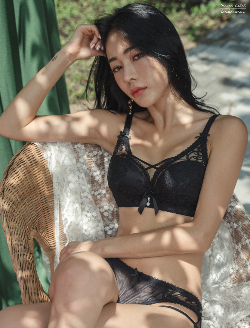 An Seo Rin - Lingerie Set - 14.08.2017