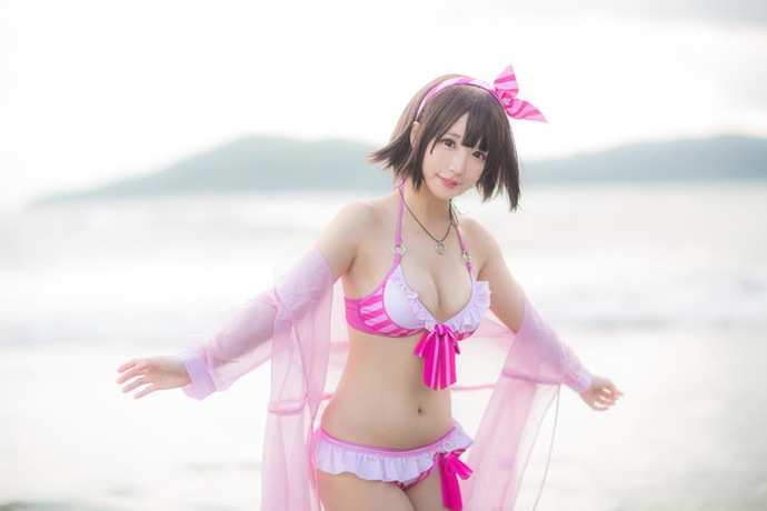 Đốt mắt với cosplay cô nàng Megumi Kato ngực khủng - Ảnh 5.