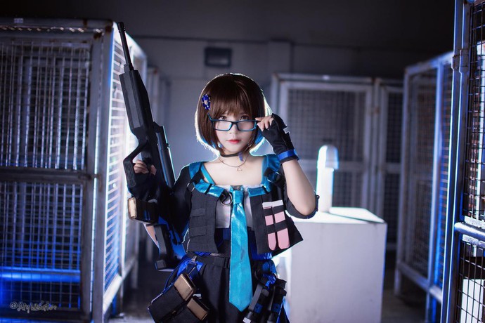 Lác mắt với bộ ảnh Cosplay cô nàng SAR-21 trong Girls Frontline của nữ Coser xinh đẹp người Việt - Ảnh 8.