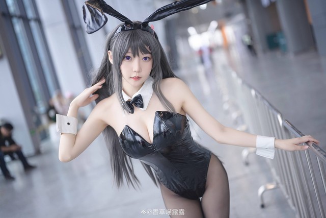 Ngẩn ngơ ngắm nàng bunny girl được nhiều người yêu thích và crush nhất trong thế giới anime - Ảnh 1.