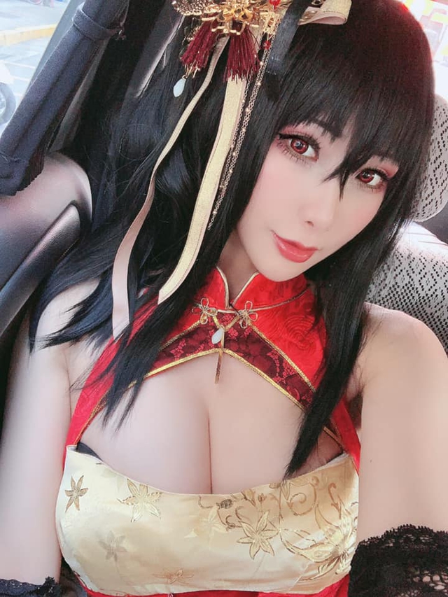 Lịm tim khi ngắm ảnh cosplay nàng waifu nổi tiếng trong tựa game mobile Azur Lane - Ảnh 5.