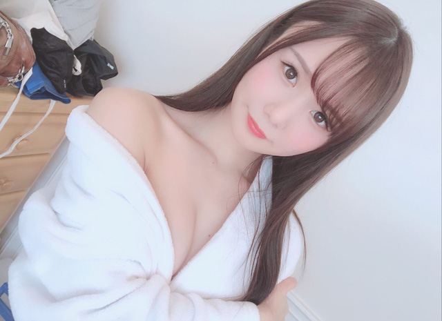 Người đẹp Sakamichi Miru, hot girl thế hệ mới của làng giải trí 18+ Nhật Bản - Ảnh 1.