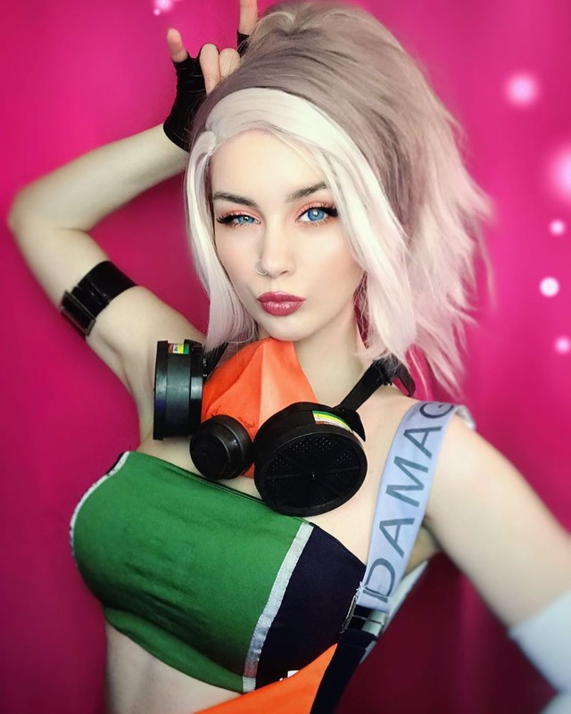 Nóng con mắt bên trái, nhức con mắt bên phải với siêu phẩm cosplay KaiSa của mỹ nhân xứ Bạch dương - Ảnh 1.