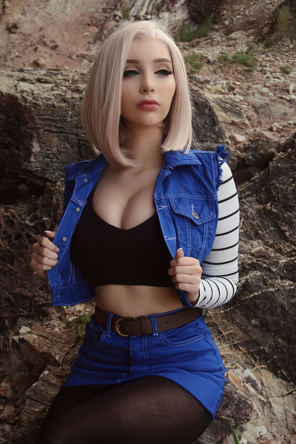 Mỹ nữ khiến fan ruột đứng ngồi không yên với màn cosplay Android 18 nóng bỏng đến từng xăng ti mét - Ảnh 5.