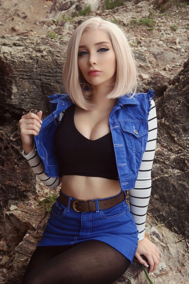 Mỹ nữ khiến fan ruột đứng ngồi không yên với màn cosplay Android 18 nóng bỏng đến từng xăng ti mét - Ảnh 7.