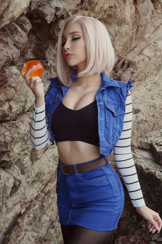 Mỹ nữ khiến fan ruột đứng ngồi không yên với màn cosplay Android 18 nóng bỏng đến từng xăng ti mét - Ảnh 4.