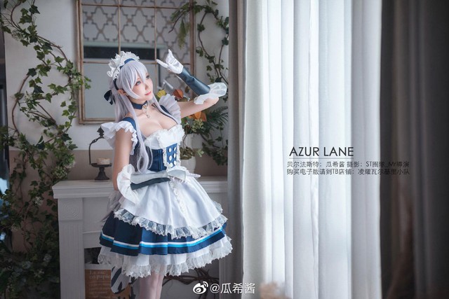 Gái xinh thì ai cũng thích, nhưng xinh như Belfast phiên bản cosplay nóng bỏng thế này thì ai mà chịu được - Ảnh 4.