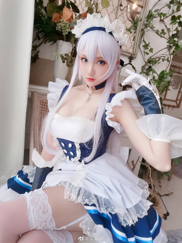 Gái xinh thì ai cũng thích, nhưng xinh như Belfast phiên bản cosplay nóng bỏng thế này thì ai mà chịu được - Ảnh 16.