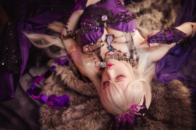 Ngắm mỹ nhân Fate/Grand Order đầy ma mị và quyến rũ qua loạt ảnh cosplay đẹp lung linh - Ảnh 14.