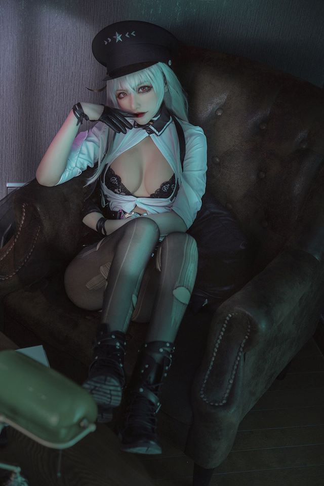 Cosplay Gangut trong Azur Lane sexy đến nghẹt thở khiến anh em dễ bị trúng bùa yêu - Ảnh 4.