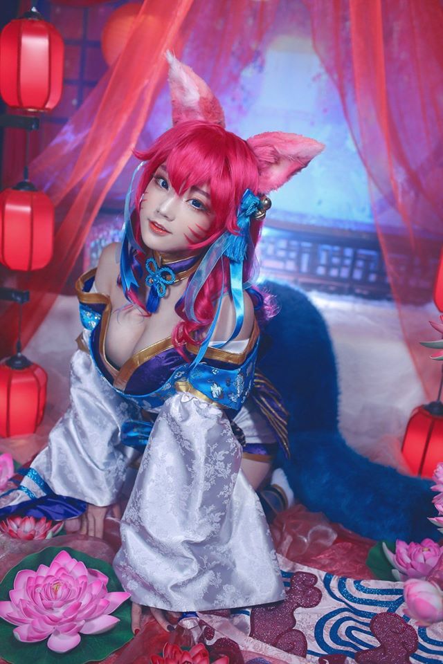 Cosplay Ahri Chiêu Hồn Thiên Hồ nóng hơn bản gốc, nữ cosplayer Hàn Quốc khiến dân tình bấn loạn - Ảnh 6.