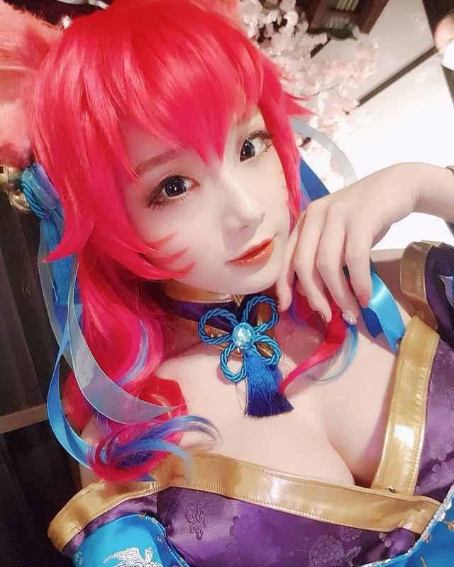 Cosplay Ahri Chiêu Hồn Thiên Hồ nóng hơn bản gốc, nữ cosplayer Hàn Quốc khiến dân tình bấn loạn - Ảnh 11.