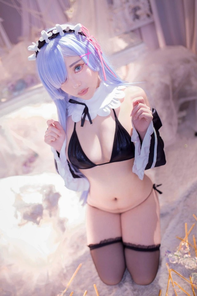 Xịt máu mũi khi ngắm loạt ảnh cosplay cực gợi cảm về nàng hầu Rem trong Re:Zero - Ảnh 3.